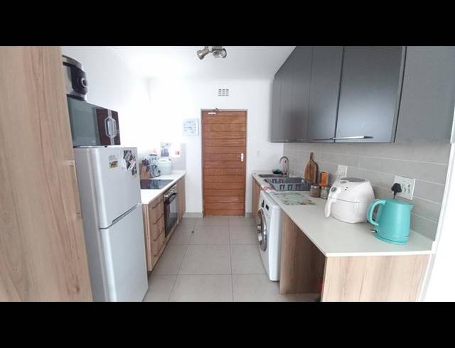 2 BEDROOM PROPERTY TO RENT IN GLEN MARAIS